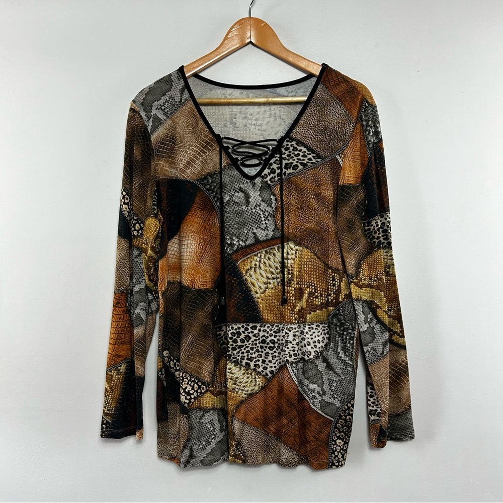 Unknown brand Mixed Animal Print Top With Lace Detail 1X EUC
